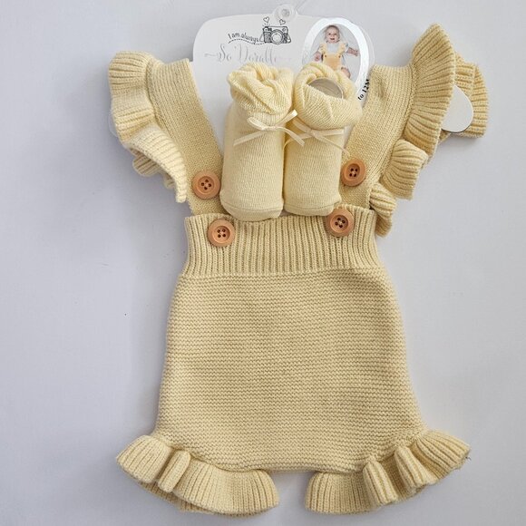 So'Dorable Other - NWT I am always So'Dorable Yellow Ruffle 2 Piece Photo-Op Set Size Up to 12M